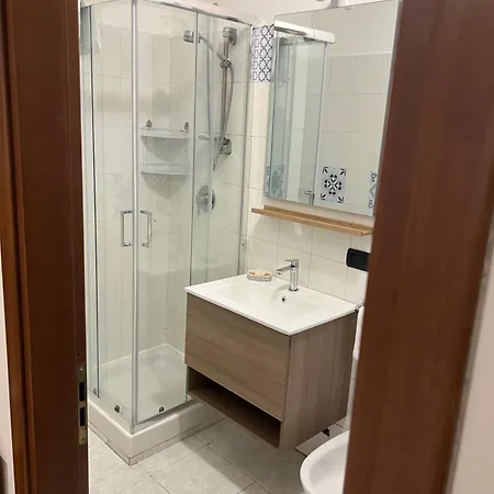 Casa Minu Apartman Latina